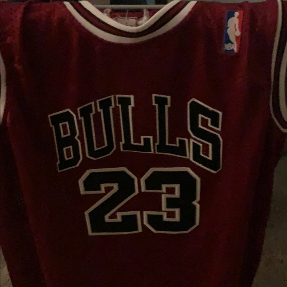 MICHAEL JORDAN CHICAGO BULLS JERSEY #23